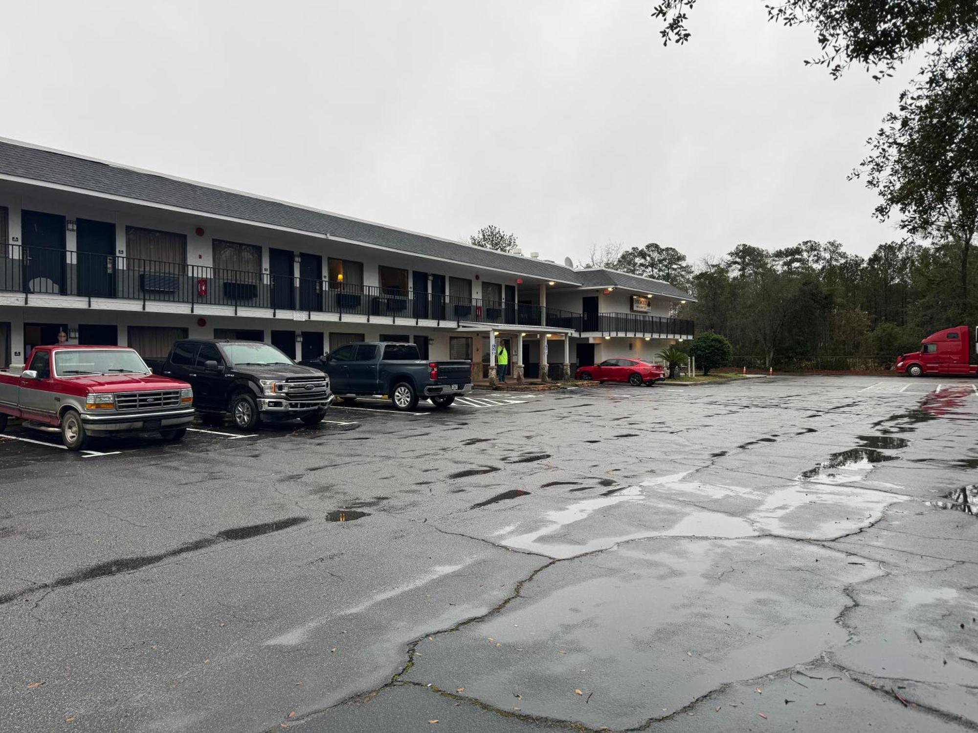 Fairbridge Inn & Suites Richmond Hill Exterior photo